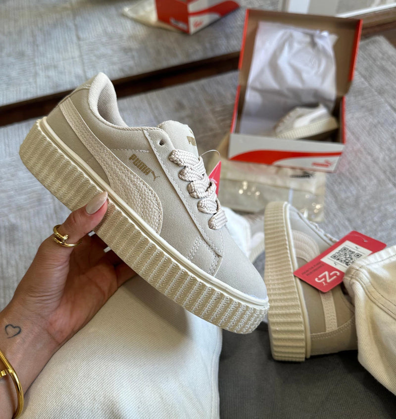 Tênis Puma Suede Classic - Branco Acizentado