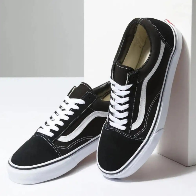 Tênis Vans KNU - Preto/Branco