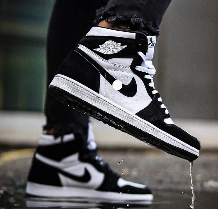 Nike Air Jordan 1 / Preto & Branco "Panda"