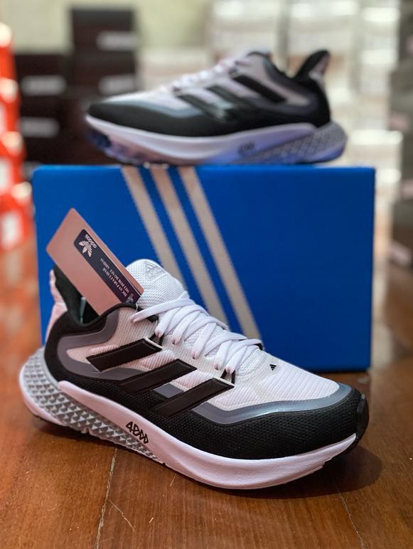 Adidas 4D Pulse 2 / Branco e Preto