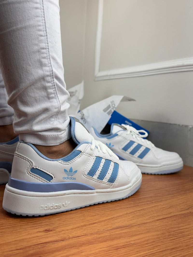 Adidas Forum Low 84 ADV / Branco e Azul Bebê