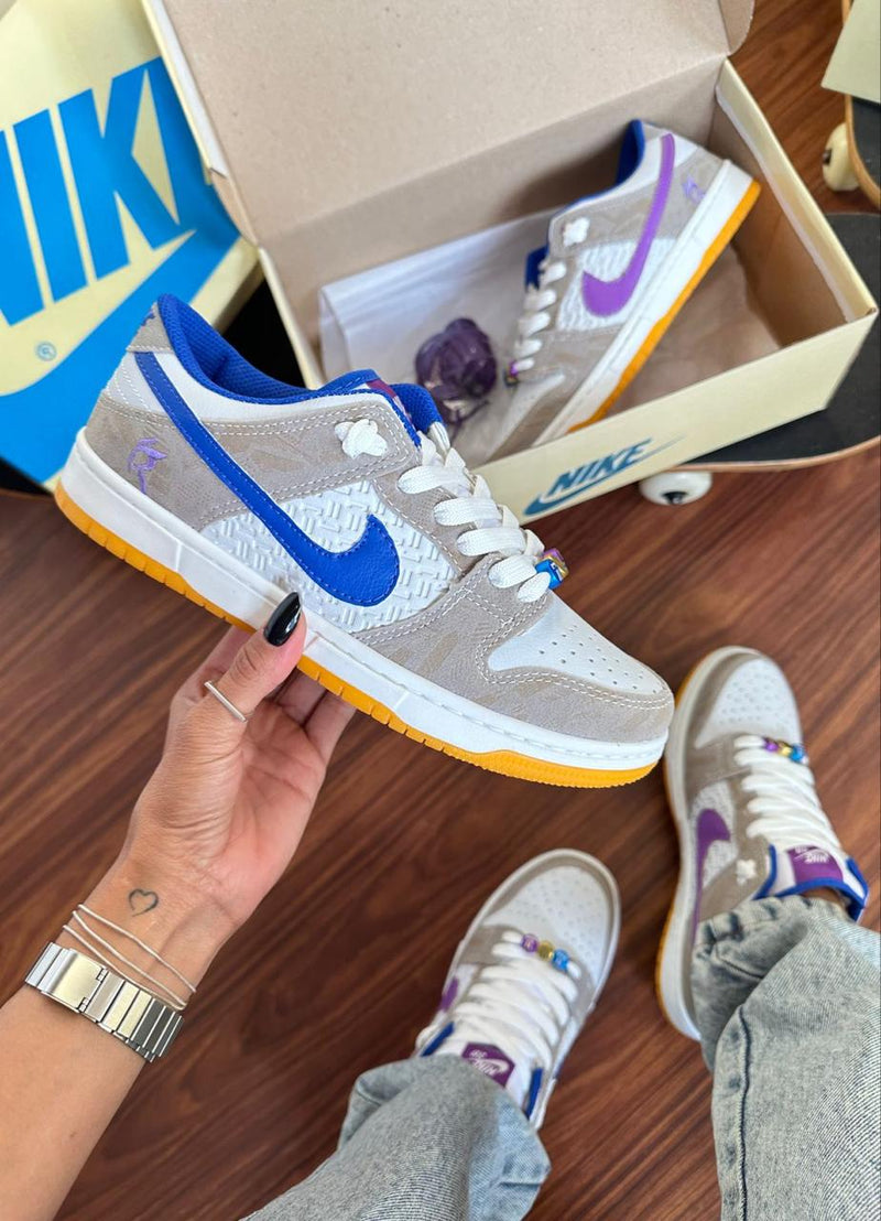 Nike Dunk Low - Raissa Leal