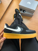 Tênis Nike Air Force 1 Preto/Branco Latex