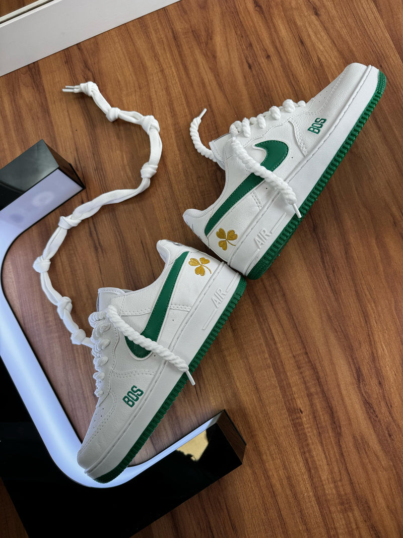 Tênis Nike Air Force 1 Boston/Celtics