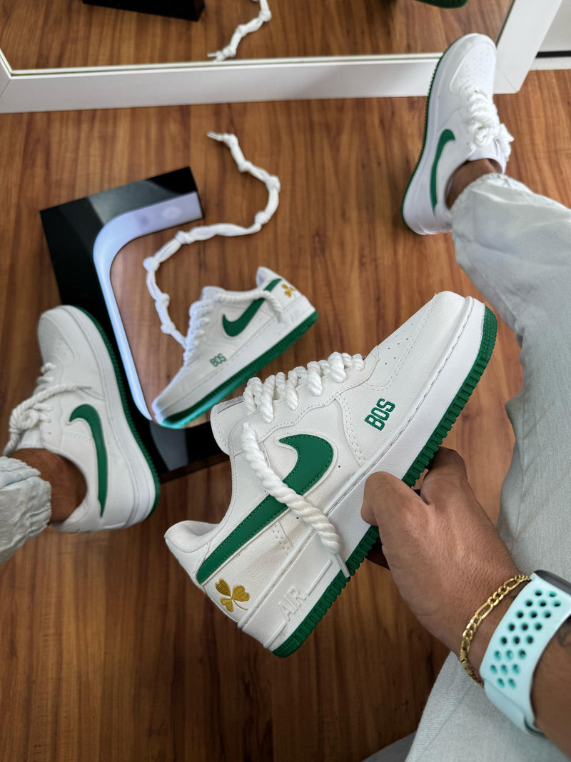 Tênis Nike Air Force 1 Boston/Celtics