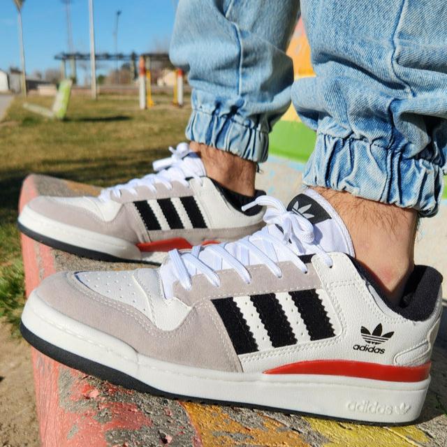 Adidas Forum Low 84 ADV / Wonder Red