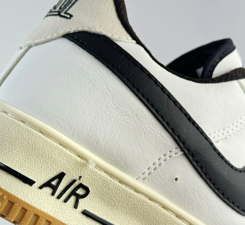 Nike Air Force 1  Retrô - First White