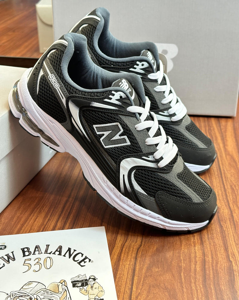 New Balance 530 Turbo - Black Silver