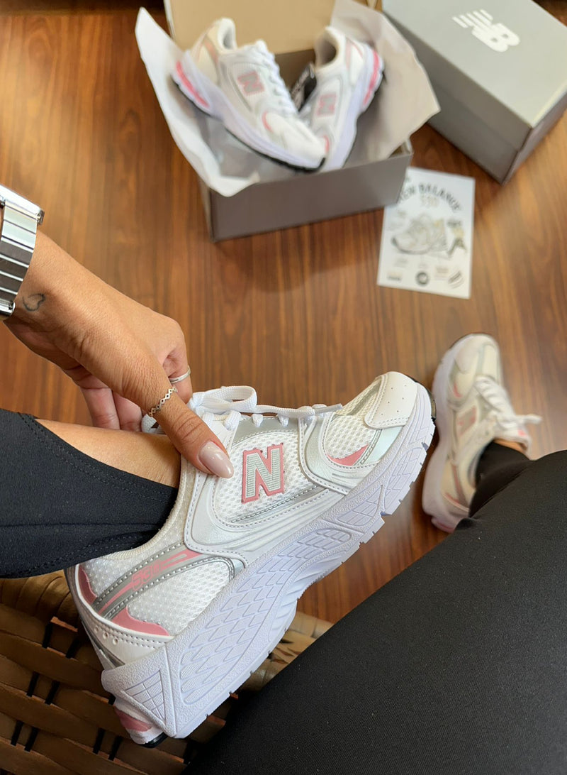 New Balance 530 Turbo - White/Light Pink