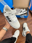 Tênis Adidas Forum Low ADV 84 - Branco e Preto Velcro