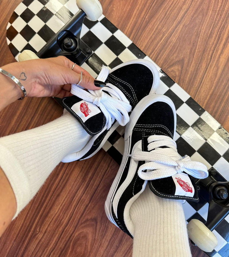 Tênis Vans KnuSkool – Preto & Branco