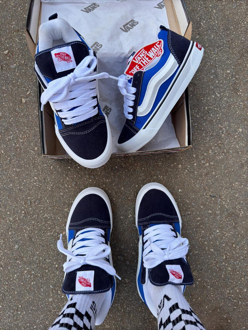 Tênis Vans KnuSkool – Preto & Azul