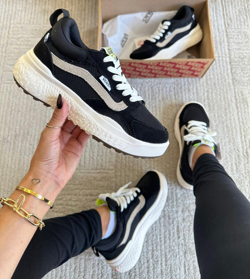 TÊNIS VANS UltraRange Neo VR3 – Preto Classic