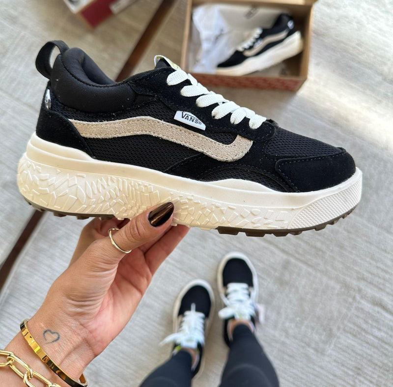 TÊNIS VANS UltraRange Neo VR3 – Preto Classic