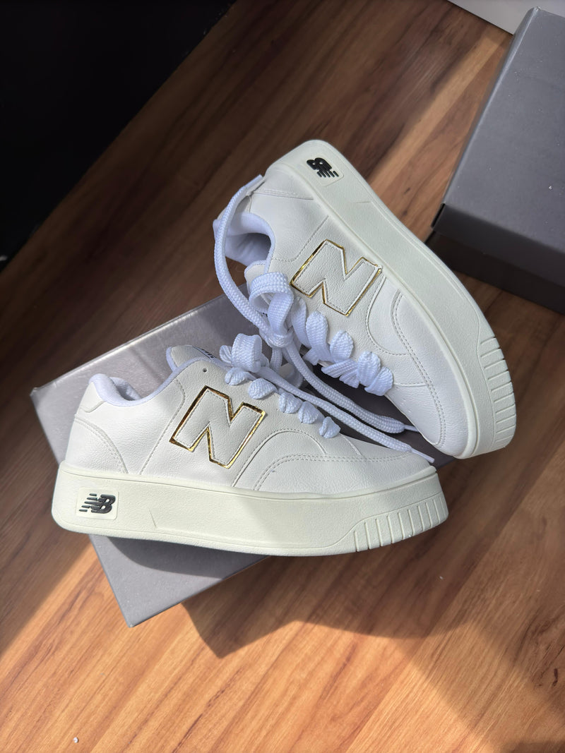 TÊNIS NEW BALANCE CT303 – Branco