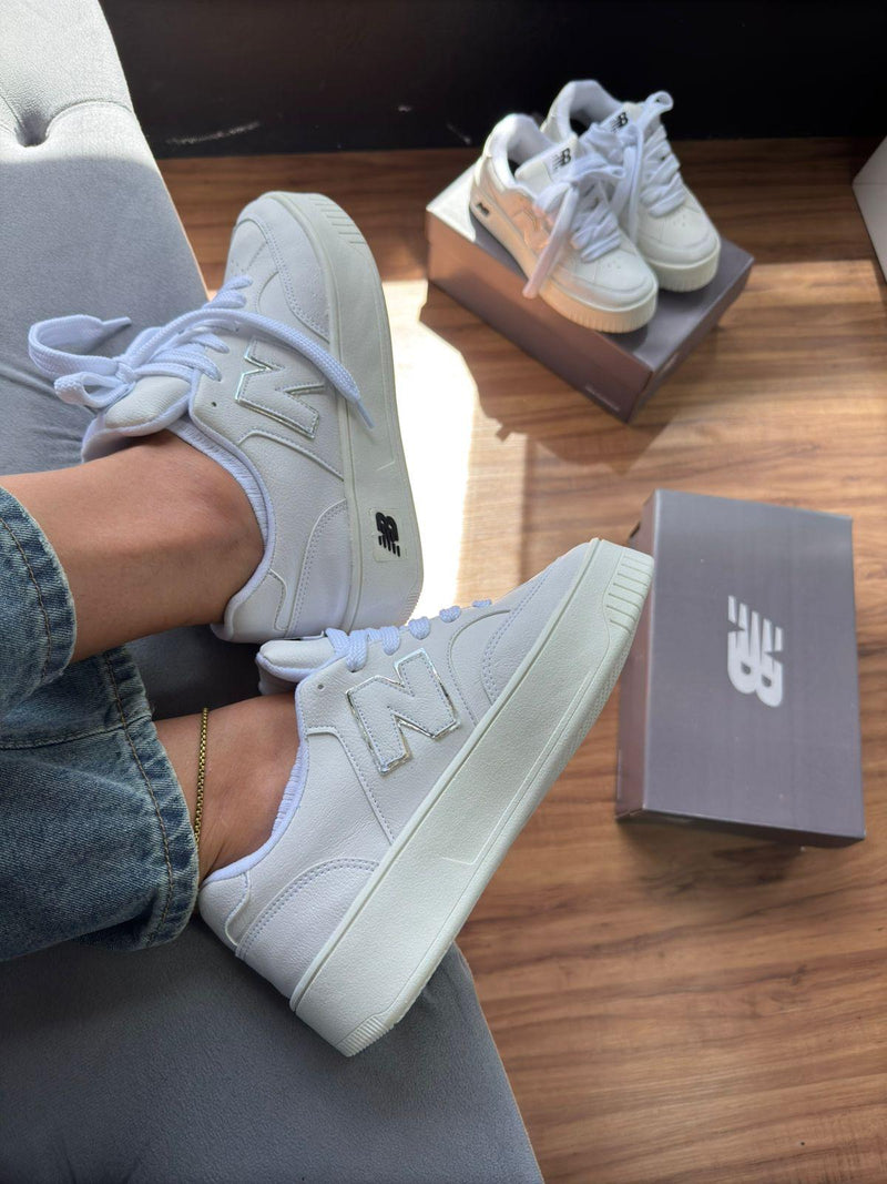 TÊNIS NEW BALANCE CT303 – Branco