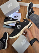 TÊNIS NEW BALANCE 2002 – Vintage Black