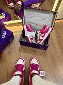 TÊNIS NIKE DUNK LOW SB – Off Pink