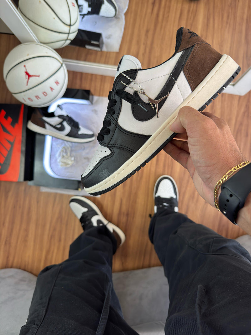 Tênis Nike Air Jordan 1 Low - Chocolate Mocha