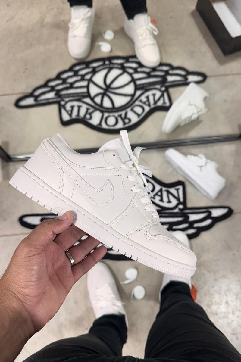 Tênis Nike Air Jordan 1 Low - Branco