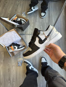 Tênis Nike Air Jordan 1 Low - Preto e Cinza