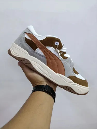 TÊNIS PUMA 180 – Off Caramelo