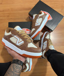 Tênis Vans Up Land - Caramelo