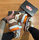 Tênis Vans Up Land - Caramelo