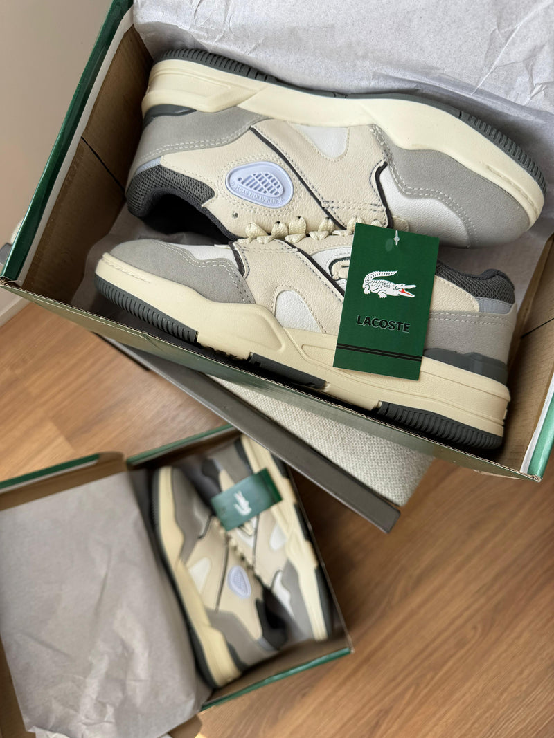 TÊNIS LACOSTE Tenning 1933 - Off / Cinza