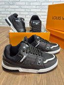 Tênis LV Trainer - Preto Classic