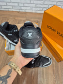 Tênis LV Trainer - Preto Classic