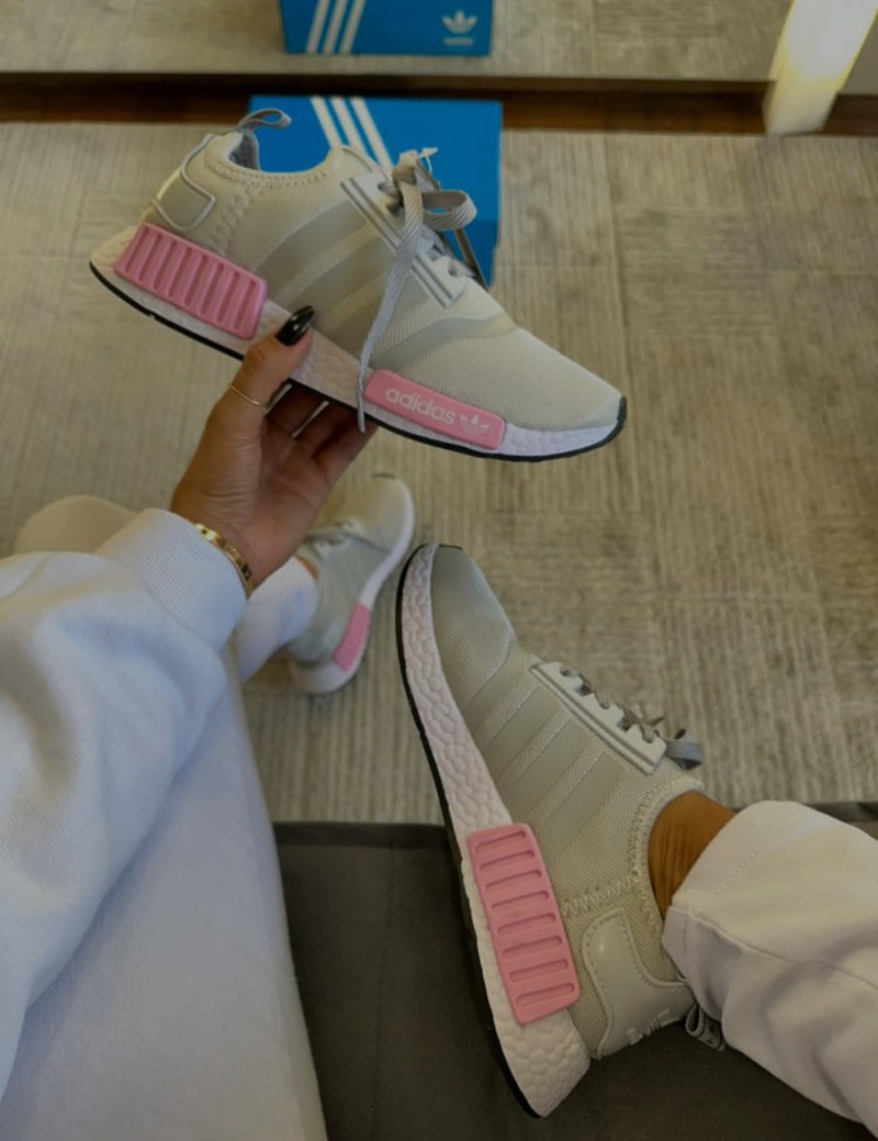 Adidas NMD / Cinza e Rosa Feminino