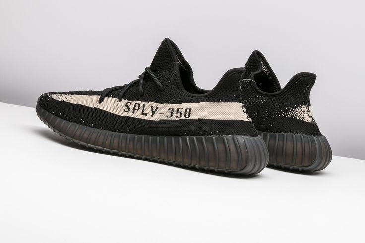 ADIDAS YEEZY BOOST 350 V2 / OREO