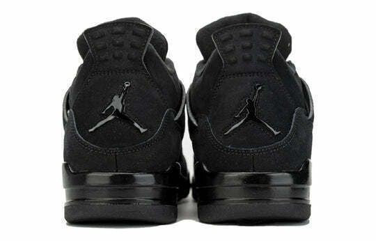 Nike Air Jordan Retro 4 / Black