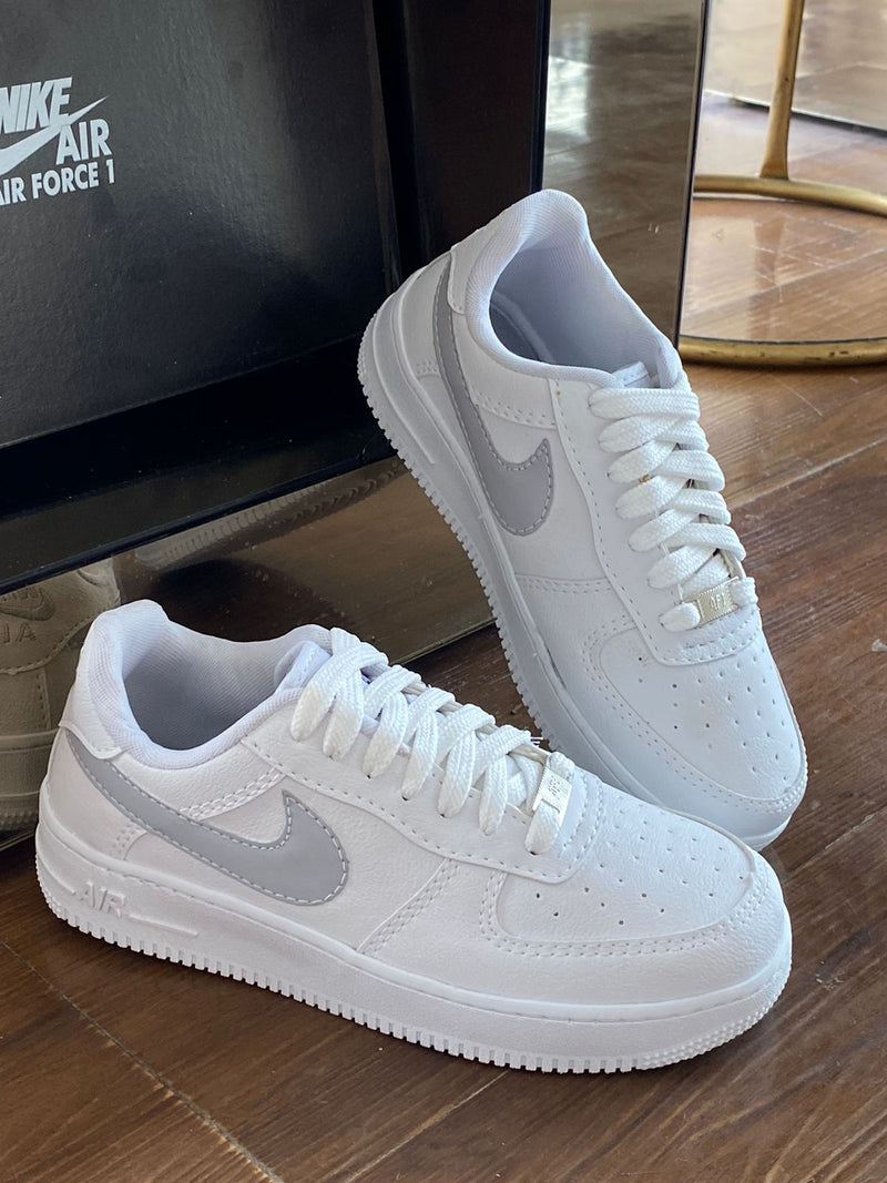 Nike Air Force 1 / Branco Refletivo