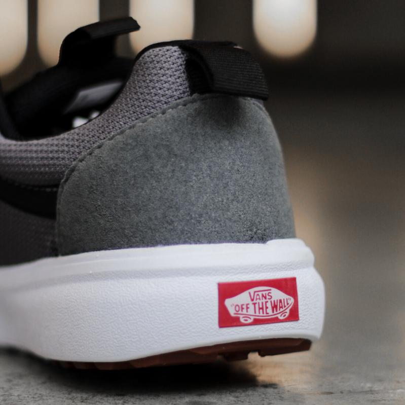 Tênis Vans UltraRange Rapidweld - Cinza