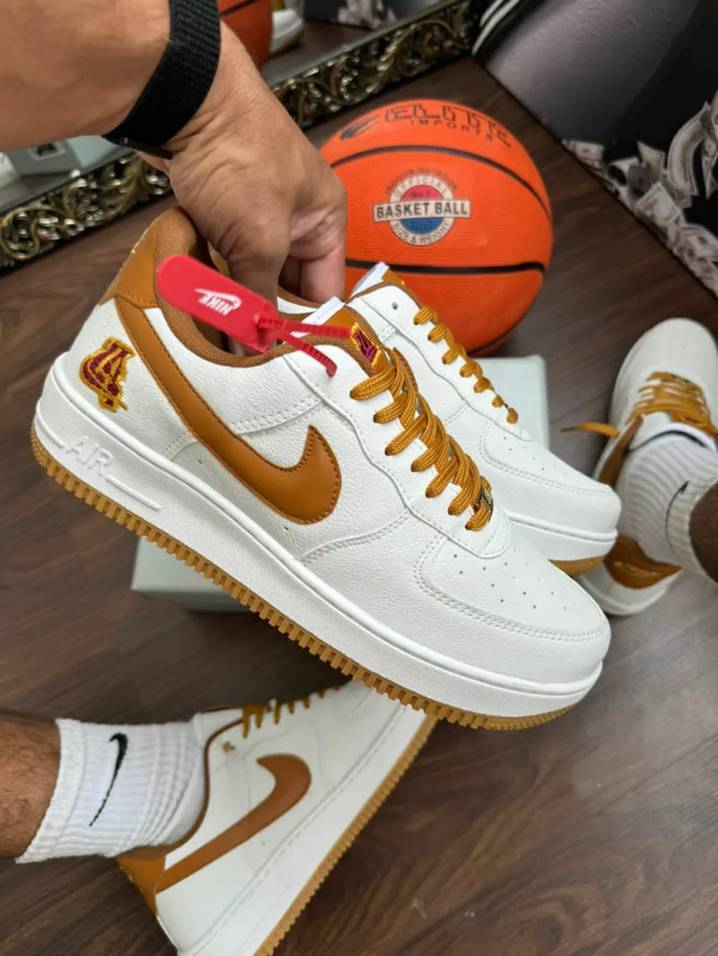 Nike Air Force 1 Lakers - Caramelo